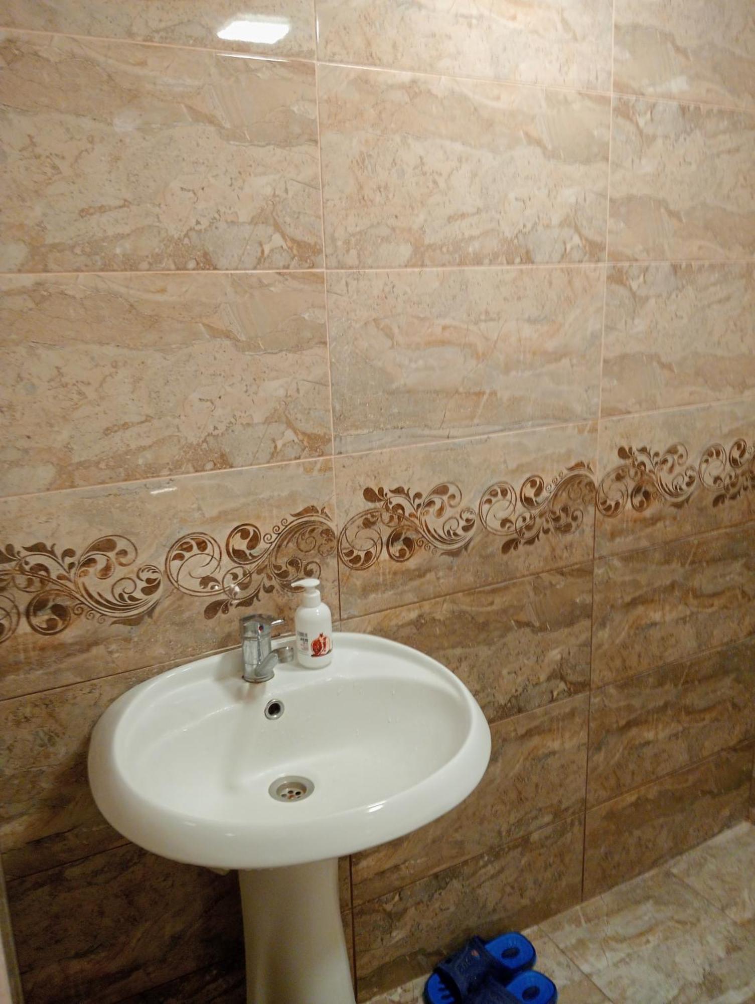 Apartment On The Delara Aliyeva Street Bakú Exterior foto